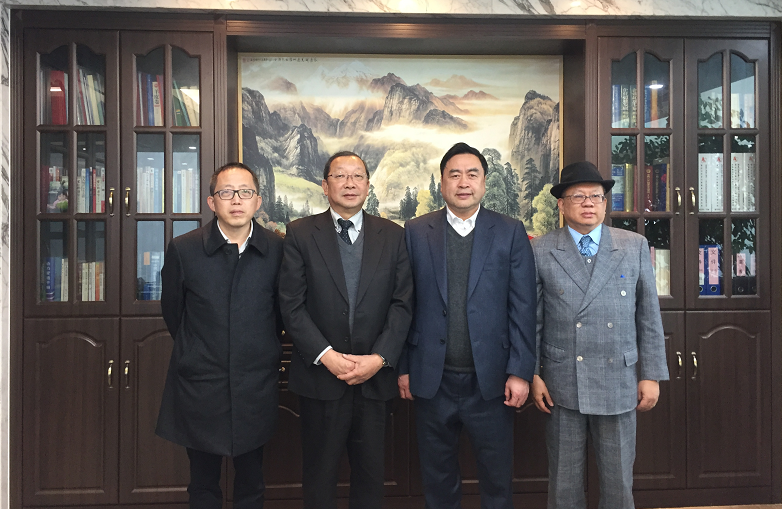 趙振元和陳宗欣教授、蛯子晴夫總經理、愛德中創公司鄒克總經理親切合影.png