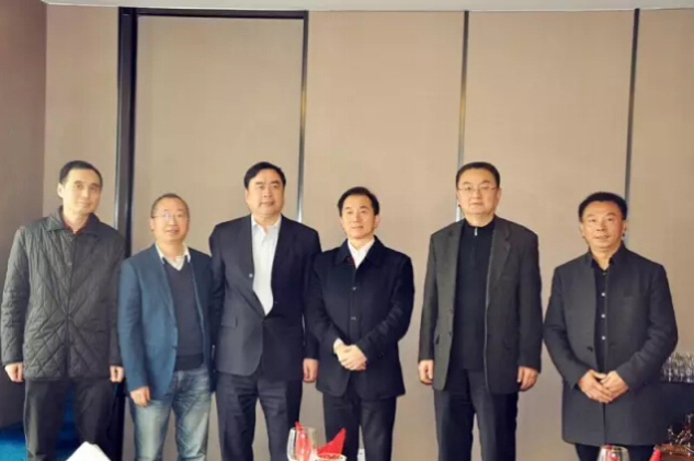 1496499622185873.jpg 4-王明云、王珩、孫明陪同趙振元董事長(zhǎng)接待陳放副主席一行.jpg