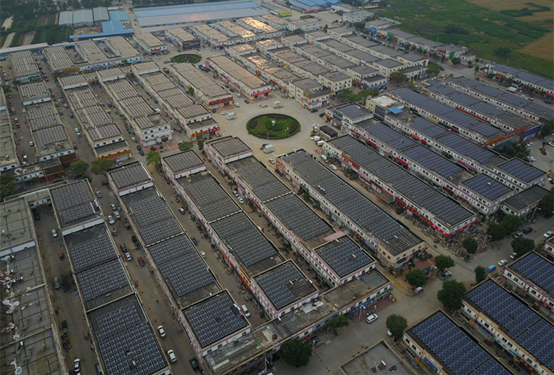 1524884832320996.jpg 曲阜孔府電站5.8MW屋頂分布式光伏項(xiàng)目.jpg